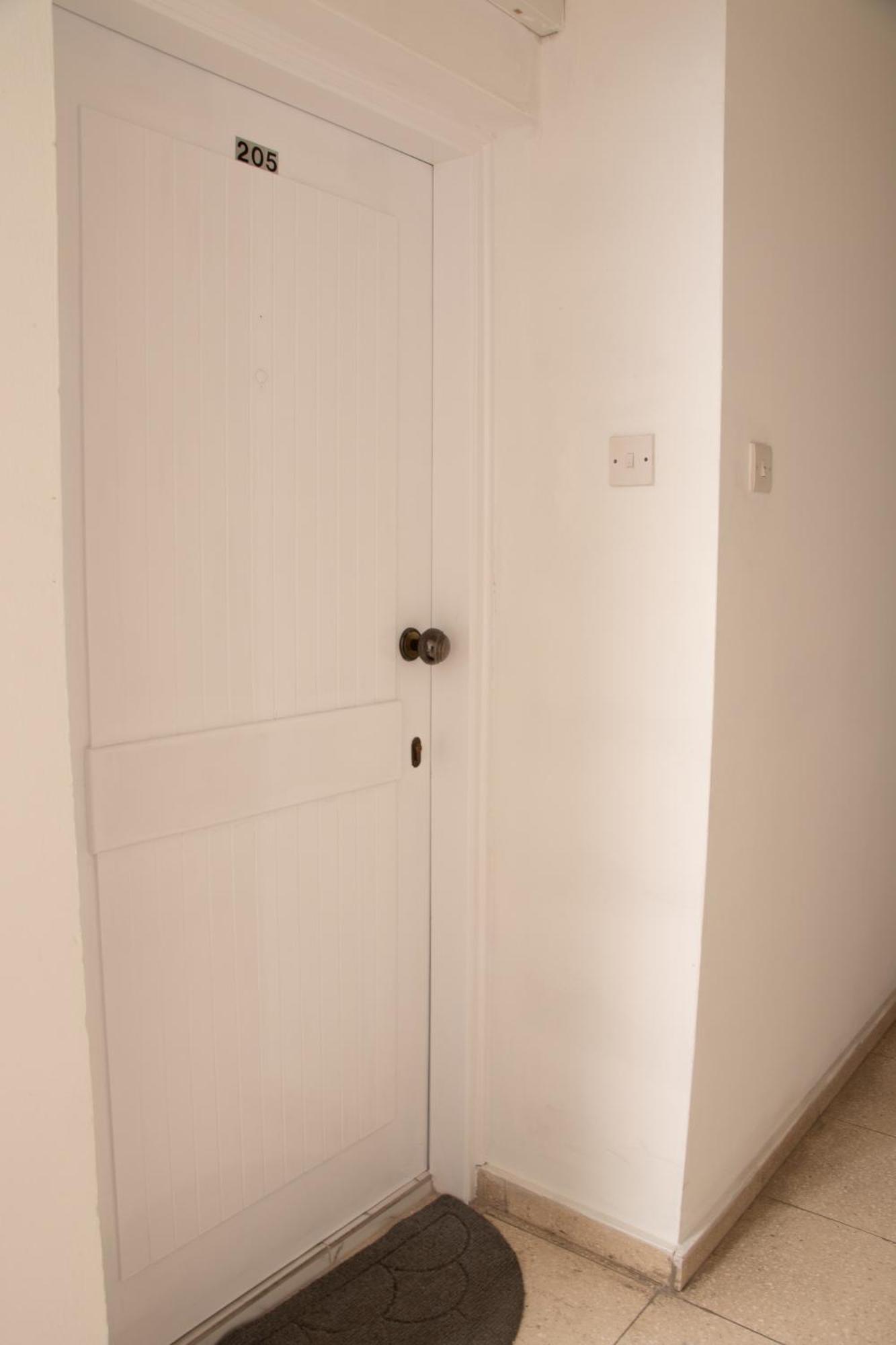 Apartment,Near The Beach Pinikoudes Larnaka Exterior foto