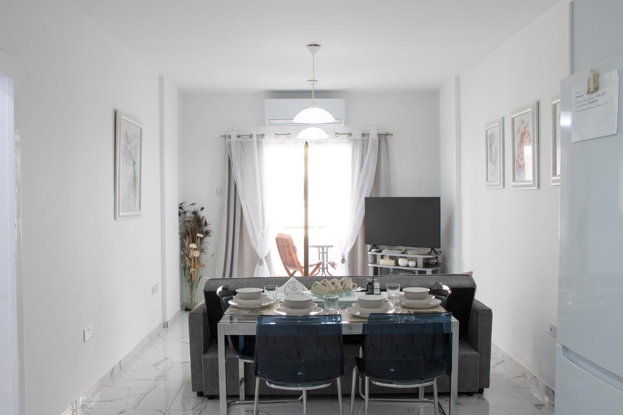 Apartment,Near The Beach Pinikoudes Larnaka Exterior foto