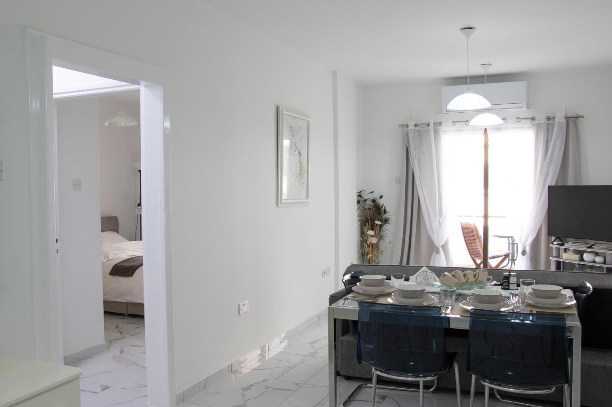 Apartment,Near The Beach Pinikoudes Larnaka Exterior foto